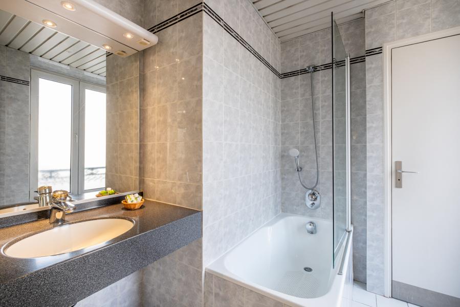 Hôtel Terminus Montparnasse -Room